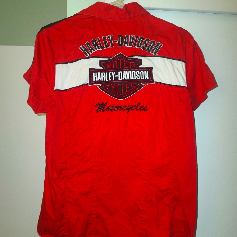Harley Davidson Red Shop Shirt size Med.